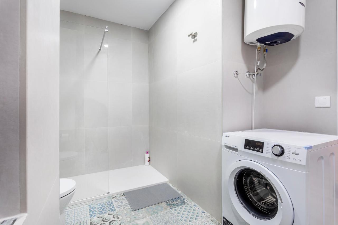 10 Pax, Ac, Wifi Gratis, Ciudad Artes Y Ciencias Apartment Valencia Exterior photo